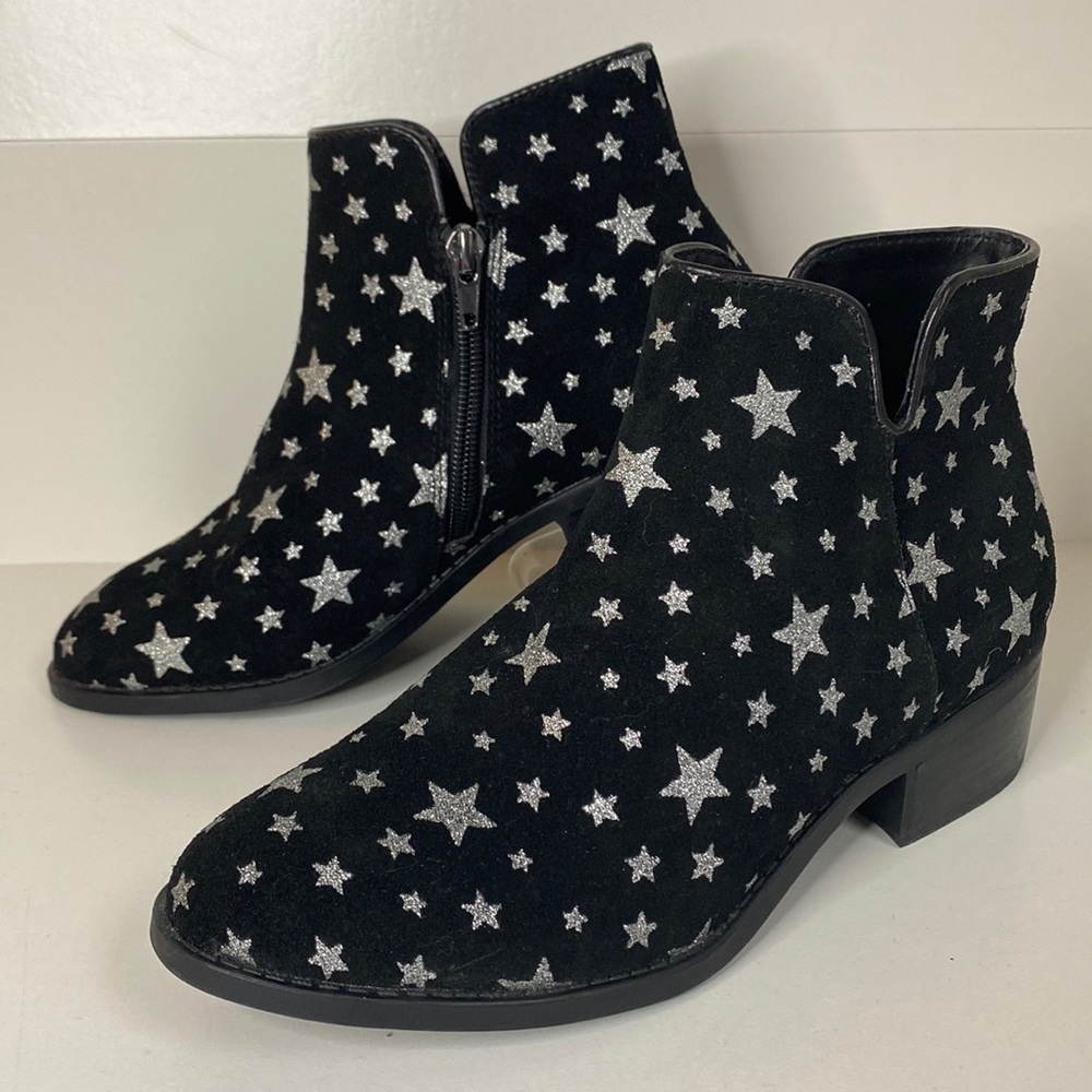 Steve Madden Delilah black suede silver stars ankle boot 6M